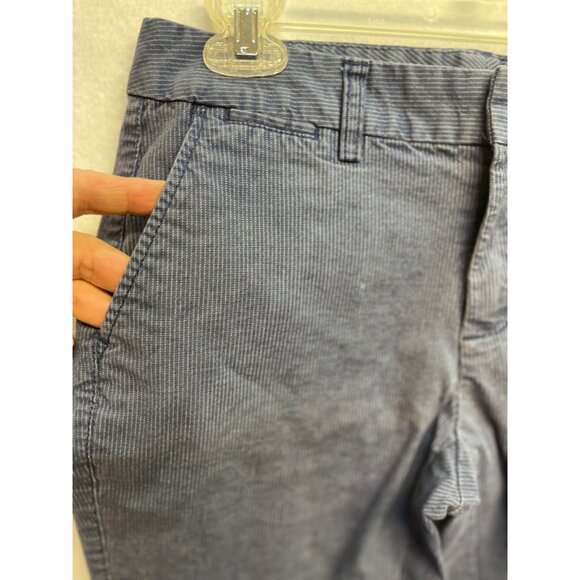 Khakis by Gap Slim City Blue White Striped Casual Shorts Size 2 Bermuda Style - Picture 2 of 11